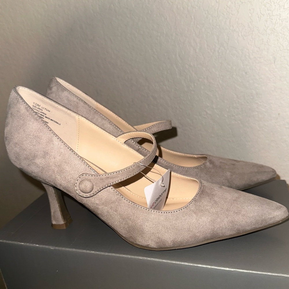 Liz Claiborne Peak Koala Heels
